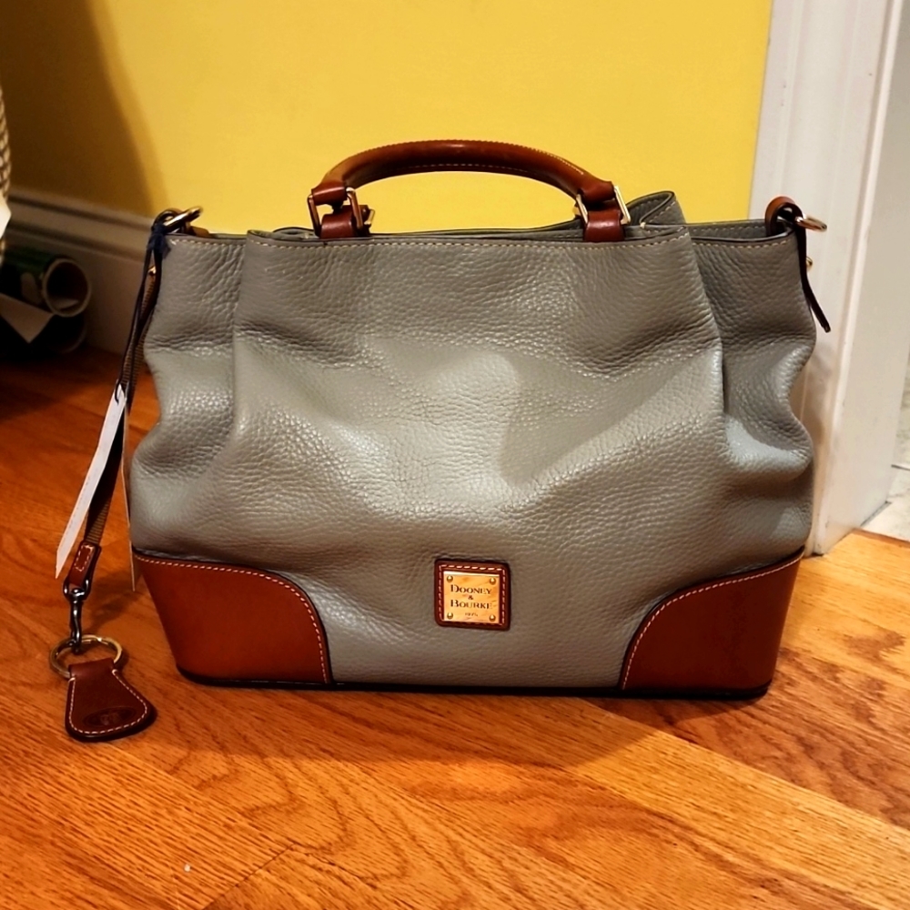 Dooney & Bourke Brenna Pebble Grain & Matching Wallet (w/ tags and reg. cards)